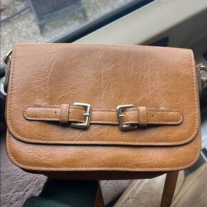 Tan Leather Mango purse. So soft!